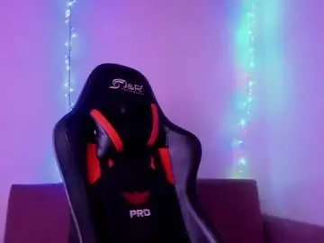 Chaturbate Watch Live Sex Cams of alessafrost_