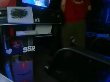 Chaturbate Live Sex Cam of bowerboi1217