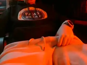 Chaturbate Live Sex of bowerboi1217