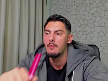 Chaturbate Live Porn of clintmasterss