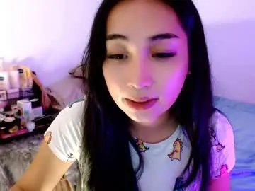 sweetlilly_18 from chaturbate