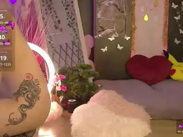 Chaturbate Best live sex cam show of isis_queen_xxx