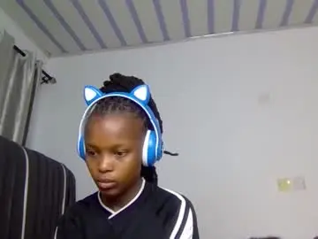 Chaturbate Adult Webcam of mona_luv1