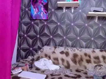 Chaturbate Free Live Porn of emilygrooe