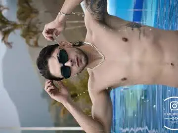 ethan_mullers1 from chaturbate