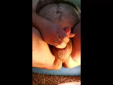 Chaturbate Live Sex Cam of wiscoshyguy