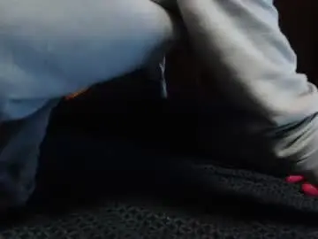 Chaturbate Free Porn Cam of daddyssleepingbeauty