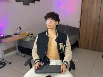 Chaturbate Watch Live Sex Cams of kisan_smith