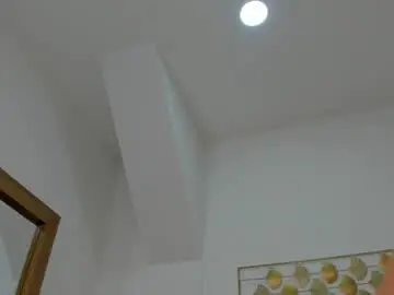 Chaturbate Adult Video Chat of lucia_lorenz