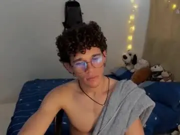 Chaturbate Live Porn of tom_blue10