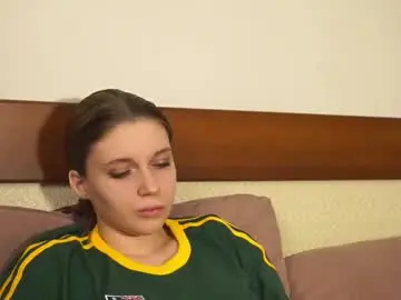 Chaturbate Live Sex of berniecebotras