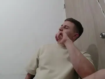 Chaturbate Adult Webcams of draco_boy2000