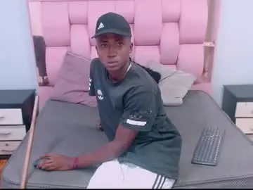 Chaturbate Live Sex Cam of yander_0