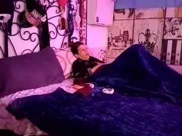 Chaturbate Live Sex Cam of lachicadeldiablo