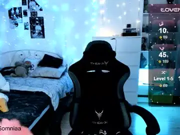 Chaturbate Free Live Porn of crystalsomnia