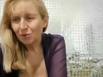 Chaturbate Adult Webcams of trinaadair