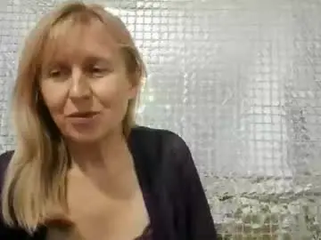 Chaturbate Free Live Porn of trinaadair