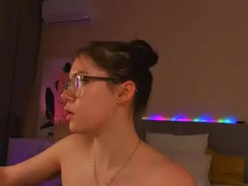 alice_miiiller from chaturbate