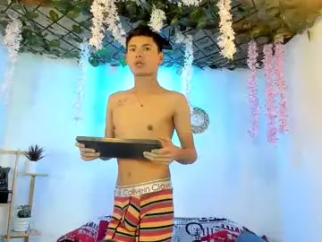 Chaturbate Nude Webcam of club_latinboys