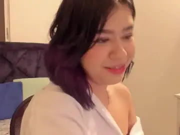 lily_woodz from chaturbate