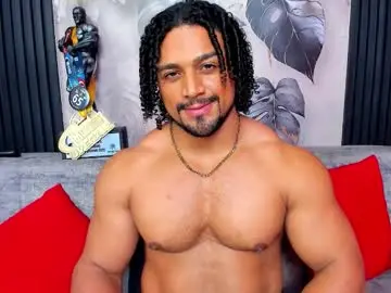 Chaturbate Live Sex Cam of mike_estevess