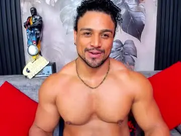 Chaturbate Nude Webcam of mike_estevess