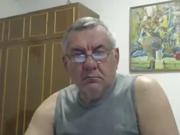 Chaturbate Watch Live Sex Cams of machomale3