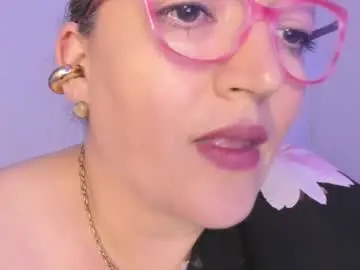 Chaturbate Live Sex Cam of naty__mature_