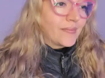 Chaturbate Sex Chat of naty__mature_