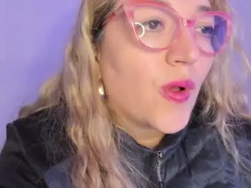 Chaturbate Nude Webcam of naty__mature_