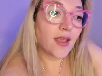 Chaturbate Live Sex Cam of naty__mature_