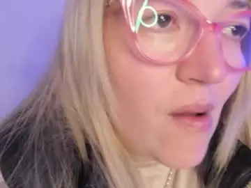 Chaturbate Live Sex of naty__mature_