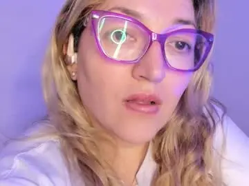 Chaturbate Live Sex of naty__mature_