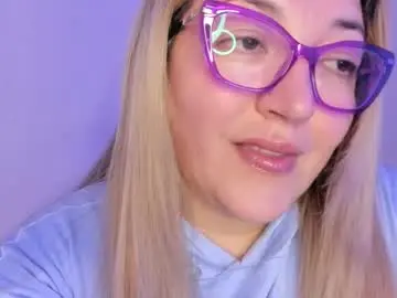 Chaturbate Live Sex Cam of naty__mature_