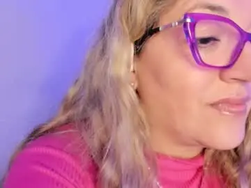 Chaturbate Live Sex of naty__mature_