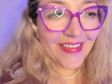 Chaturbate Live Sex of naty__mature_