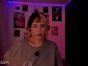 Chaturbate Adult Video Chat of nixxie_