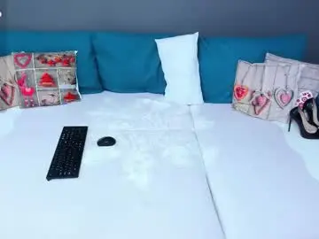 xchristalx from chaturbate