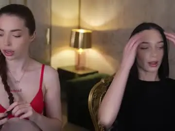 Chaturbate Free Porn Cam of bright_diamonds_054