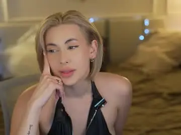 Chaturbate Nude Webcam of bright_diamonds_054