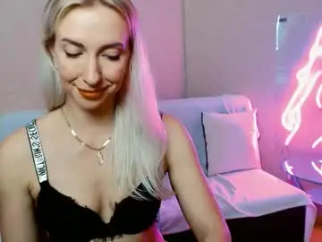 Chaturbate Live Sex of cute_smile_shy