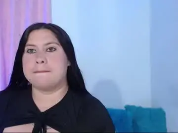 Chaturbate Live Porn of dakkotta_curvy