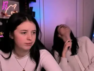 Chaturbate Live Sex Cam of diara_ti