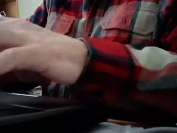 Chaturbate Free Porn Cam of fatbellyitalian3