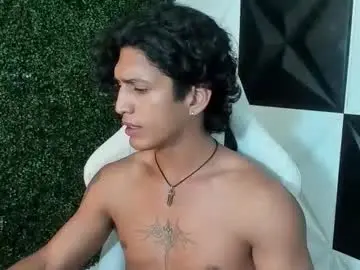 Chaturbate Best live sex cam show of bull_cam