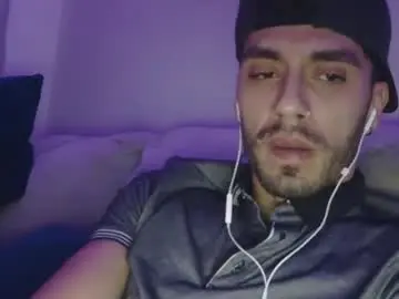 Chaturbate Free Porn Cam of jeanpierbello7