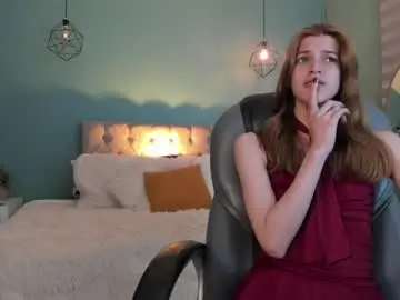 nora_vennucci from chaturbate