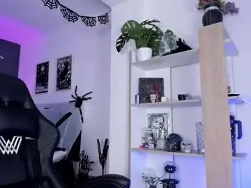 Chaturbate Free Porn Cam of ravenwitch_