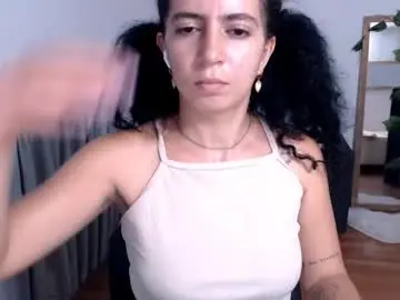 Chaturbate Live Sex Cam of samantha2girl