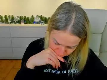 Chaturbate Free Porn Cam of anna_snow9